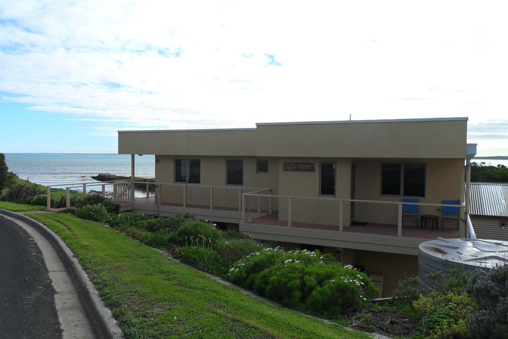 Costa Plenti Southend Bnb Exterior photo